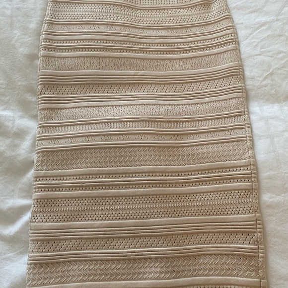 🔥Babaton Bodycon Tube Skirt - Picture 6 of 6